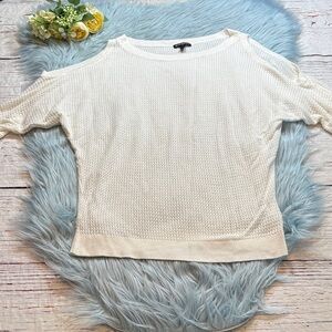 Express Factory White Open Knit Cold Shoulder Short Sleeve Sweater Top sz M